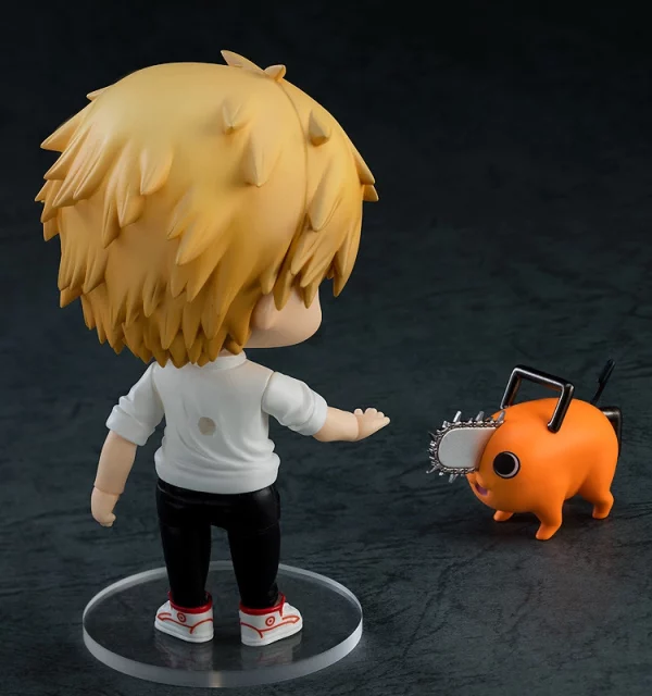 Nendoroid Denji figure with Devil Chainsaw and accessories.