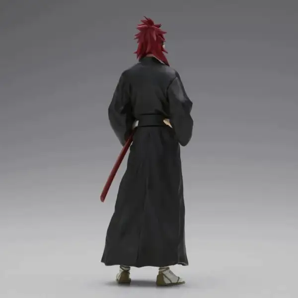 Banpresto Bleach Solid and Souls Renji Abarai figure (BP88134L), showcasing the dynamic pose and intricate details.