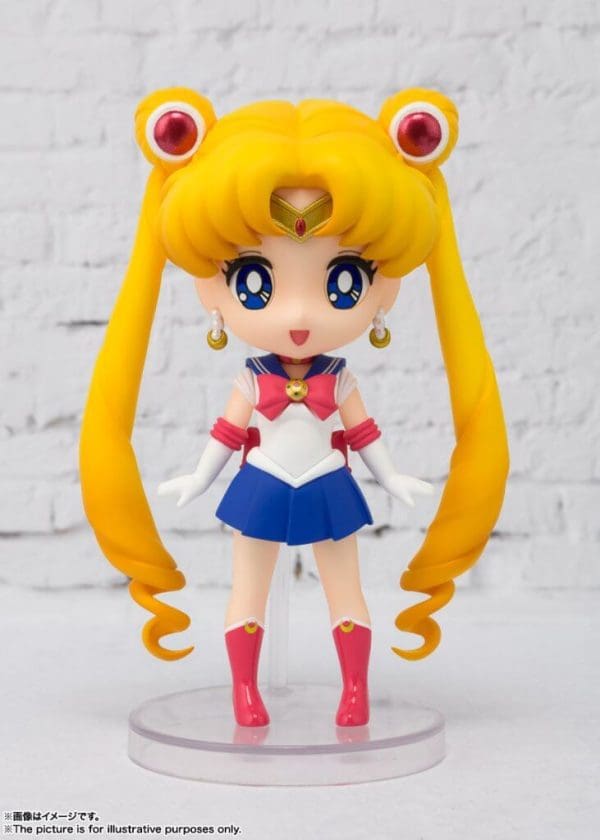 "Figuarts Mini Sailor Moon Reissue figure, showcasing the beloved character in her signature pose with detailed craftsmanship."