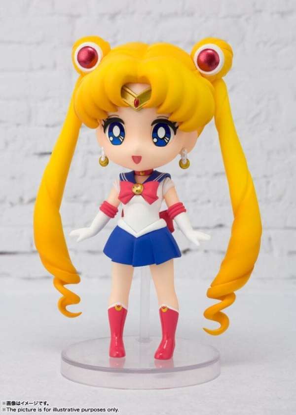 "Figuarts Mini Sailor Moon Reissue figure, showcasing the beloved character in her signature pose with detailed craftsmanship."