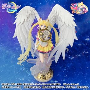 iguartsZERO Chouette Eternal Sailor Moon figure, showcasing the character in her iconic Eternal form with dynamic effects."