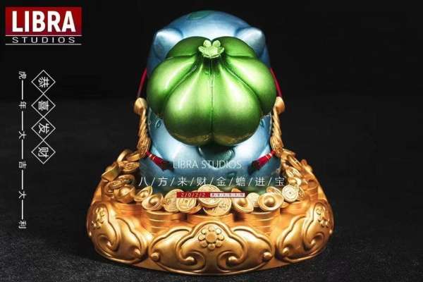 LIBRA Studios Bulbasaur Pokémon Resin Statue in Dynamic Pose
