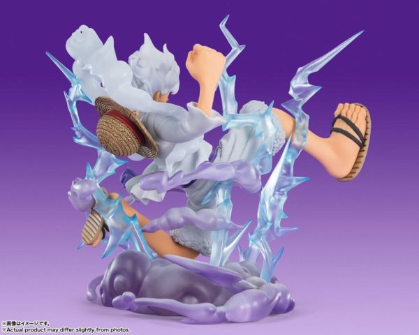 FIGUARTSZERO One Piece Luffy Gear 5 Giant action figure in mid-transformation pose